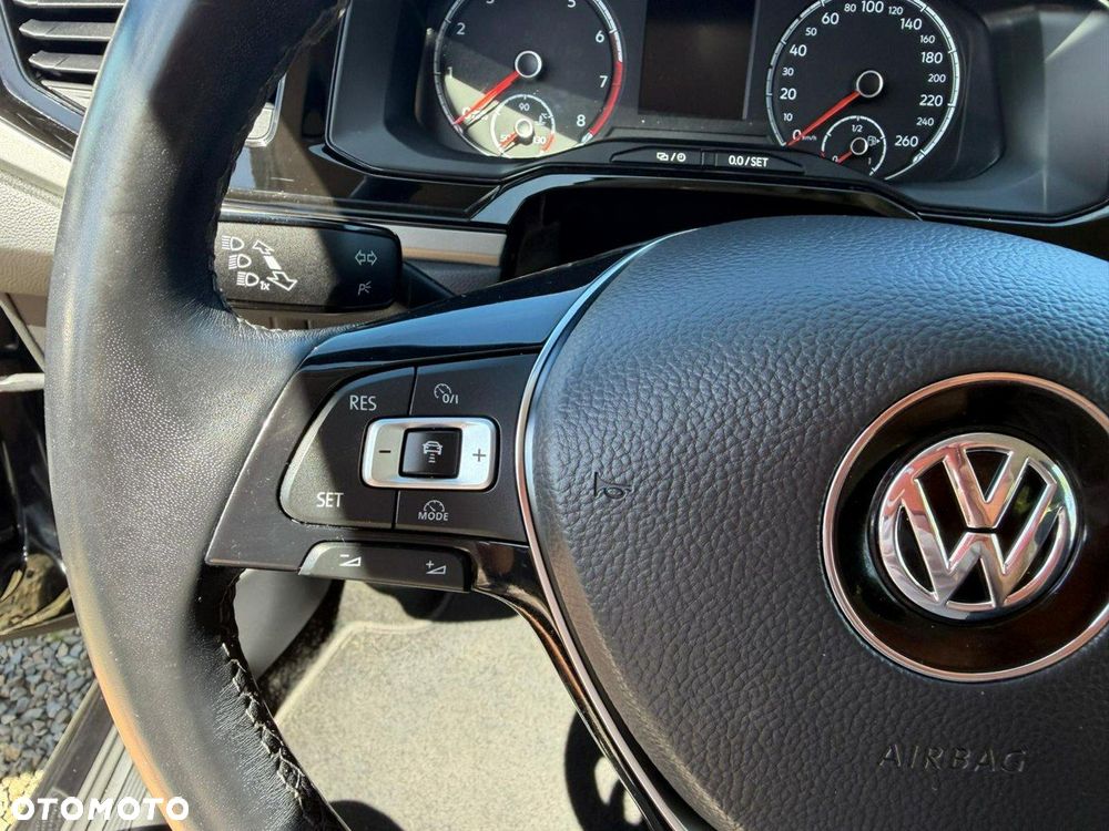 Volkswagen Polo 1.0 TSI Style DSG - 17
