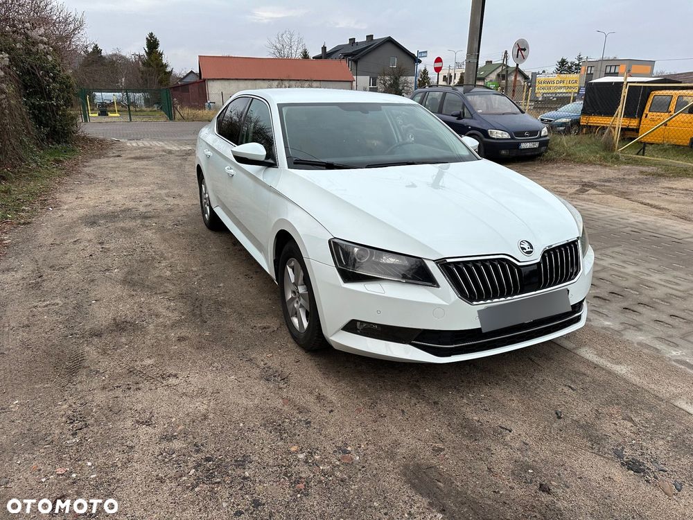 Skoda Superb 1.8 TSI Active - 2