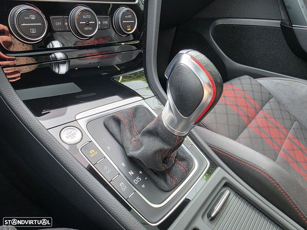 VW Golf 2.0 TSI GTi TCR DSG - 21