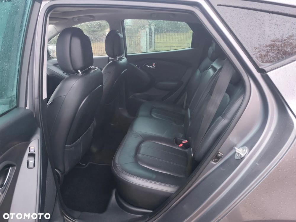 Hyundai ix35 2.0 CRDi 4WD Automatik Premium - 19