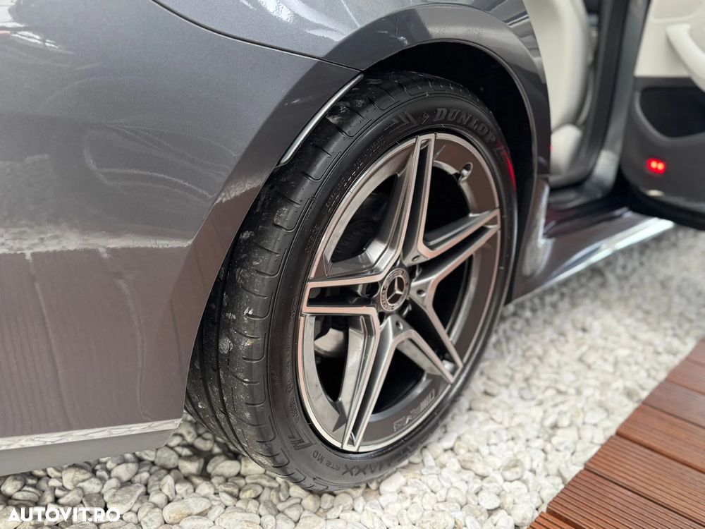 Mercedes-Benz CLS 300 d 4Matic 9G-TRONIC AMG Line - 7