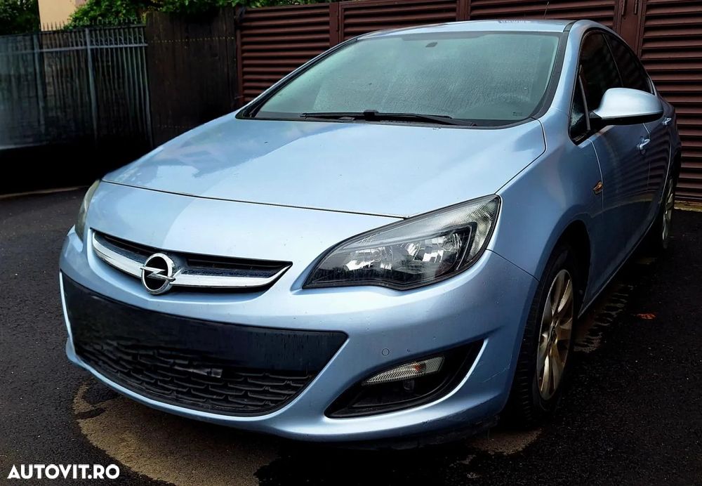 Opel Astra ver-1-6-ecotec-150-edition - 1