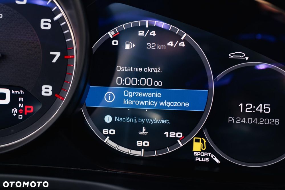 Porsche Panamera - 28