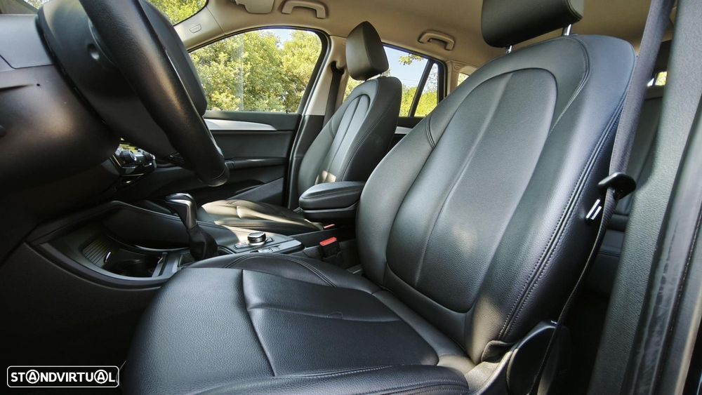 BMW X1 25 e xDrive Corporate Edition - 15