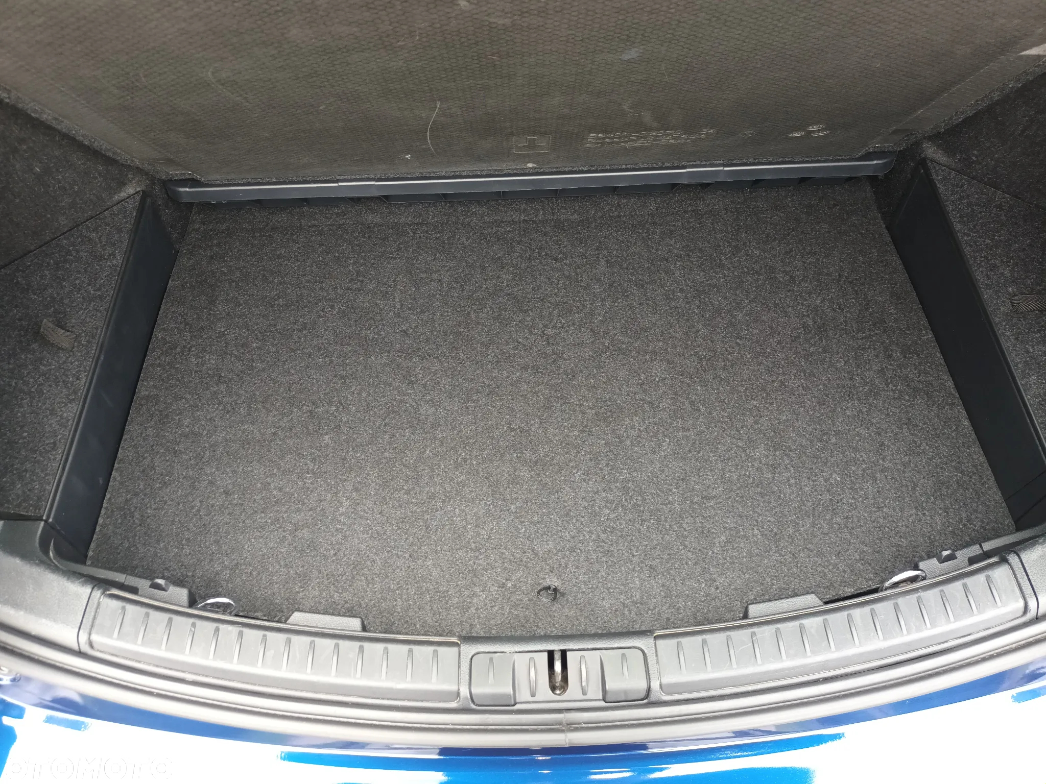 Toyota Auris 1.6 Premium MS - 15