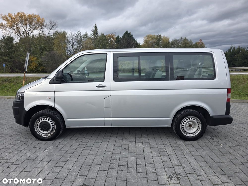 Volkswagen Transporter - 2