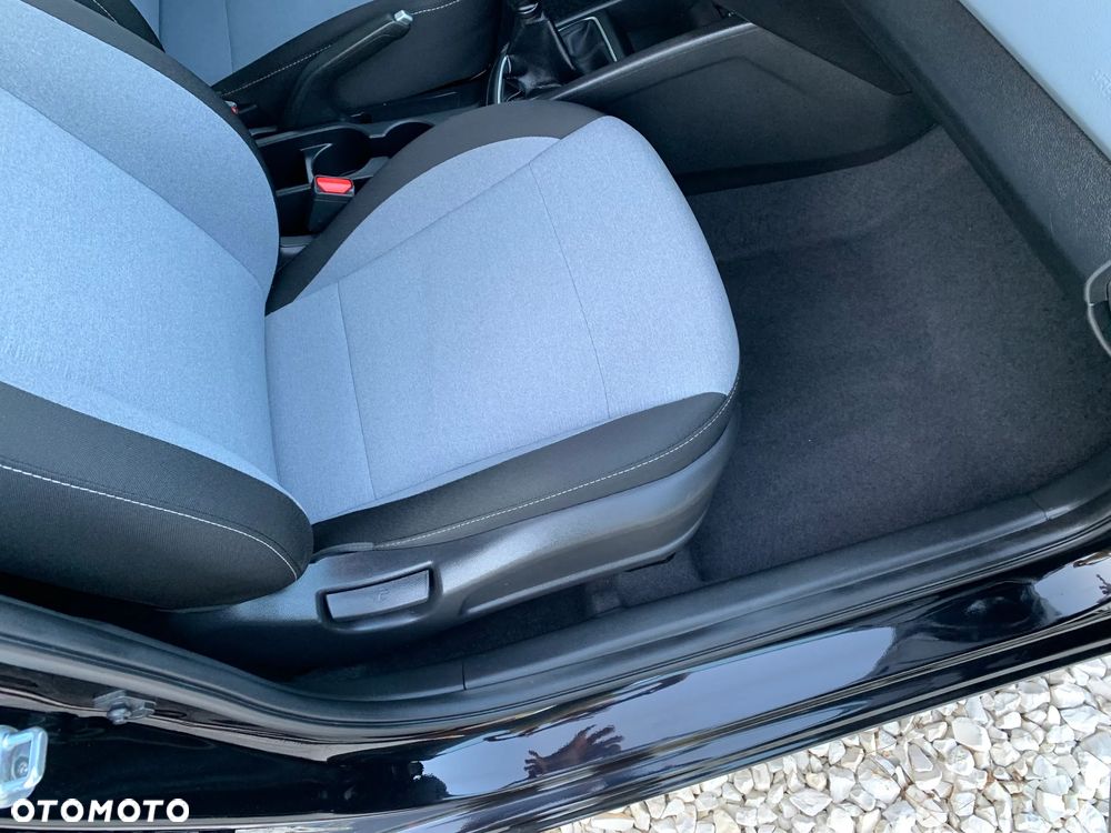 Hyundai i20 1.2 Fifa World Cup Edition - 36