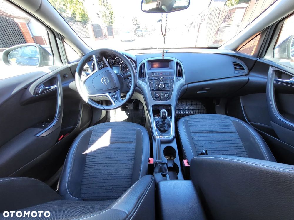 Opel Astra - 2
