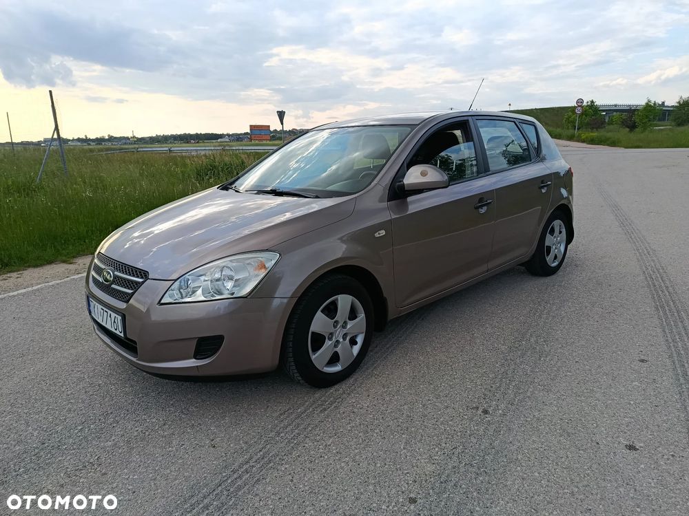 Kia Ceed 1.4 CVVT LX Basis - 15
