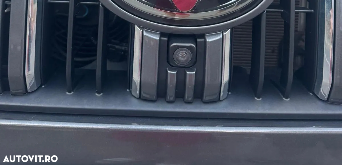 Toyota Land Cruiser - 24