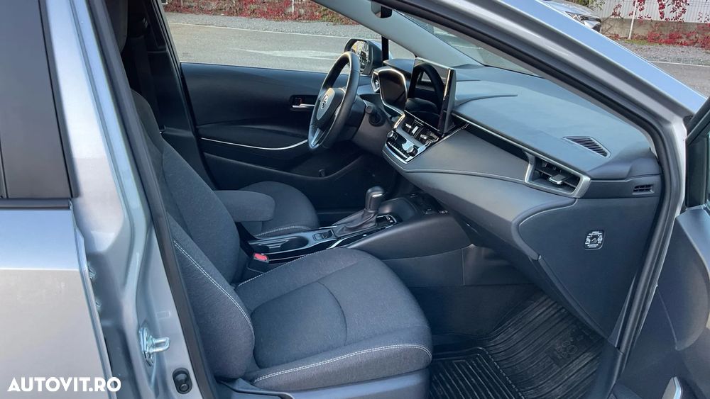 Toyota Corolla Sedan 1.8 HSD Dynamic - 8