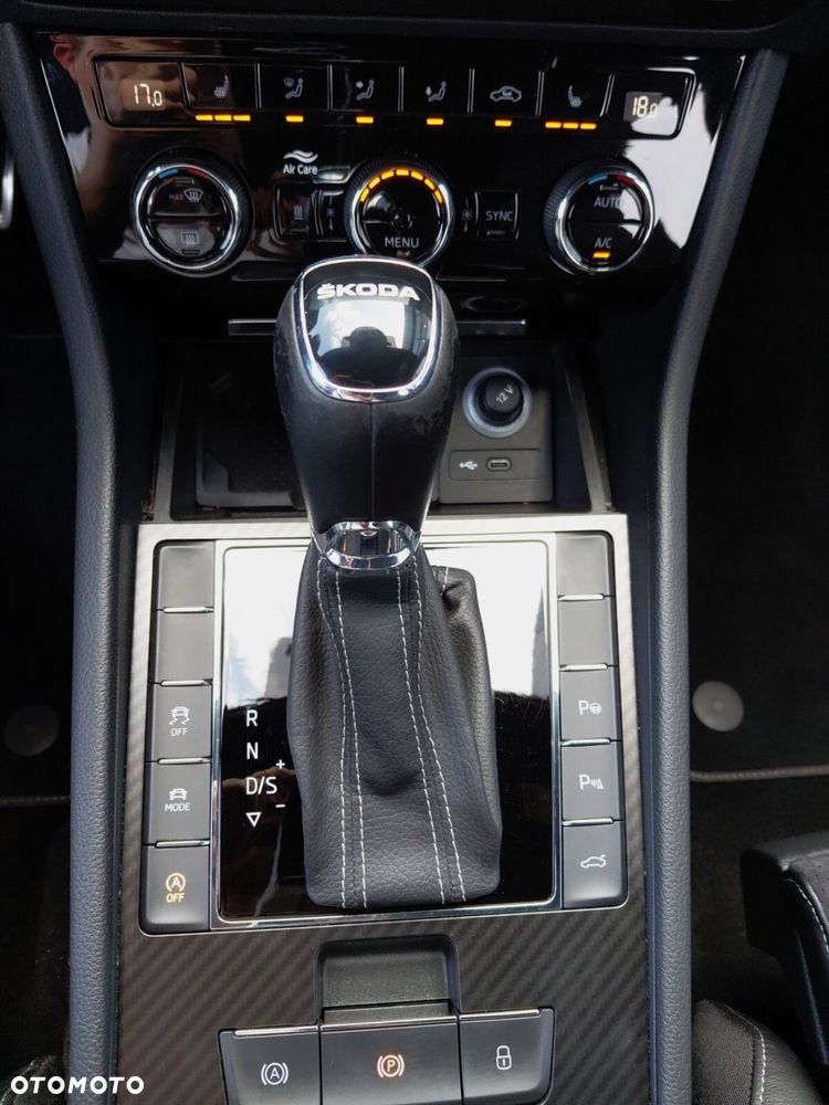 Skoda Superb 2.0 TDI SCR Sportline DSG - 26