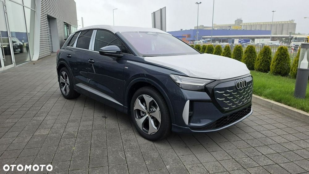 Audi Q4 e-tron - 6