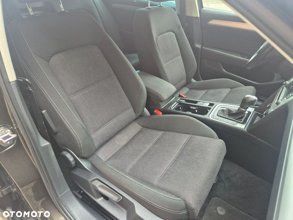 Volkswagen Passat 2.0 TDI (BlueMotion Technology) DSG Comfortline - 5