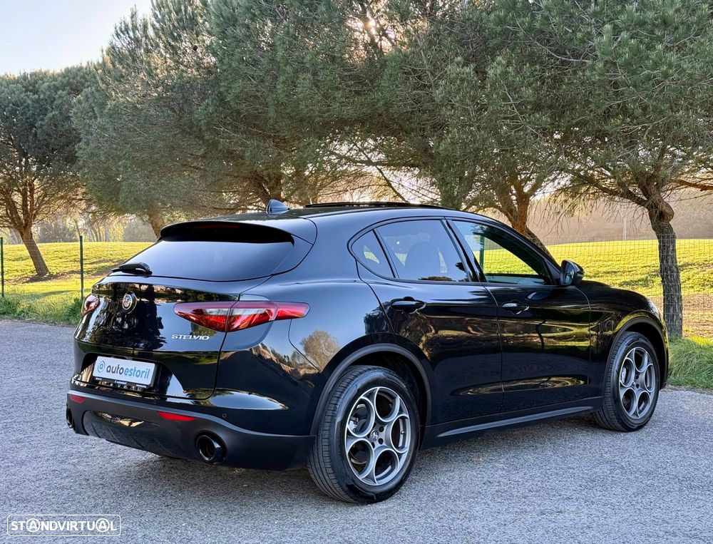 Alfa Romeo Stelvio 2.2 D Sprint Q4 AT8 - 7