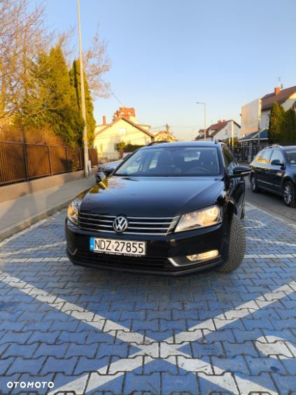 Volkswagen Passat 2.0 TDI DSG Comfortline - 1