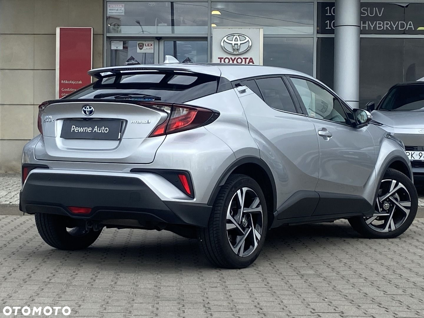 Toyota C-HR - 6