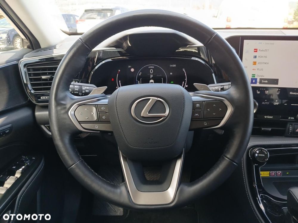 Lexus NX 350h Omotenashi AWD - 12