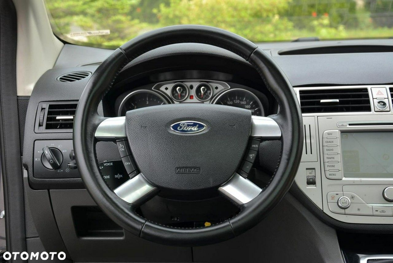 Ford Kuga 2.0 TDCi 4WD Titanium Plus - 25