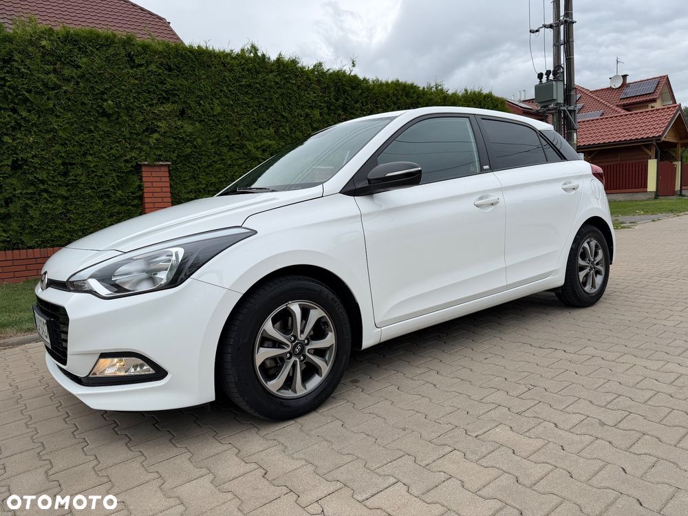 Hyundai i20 1.25 Wersja Jubileuszowa - 10