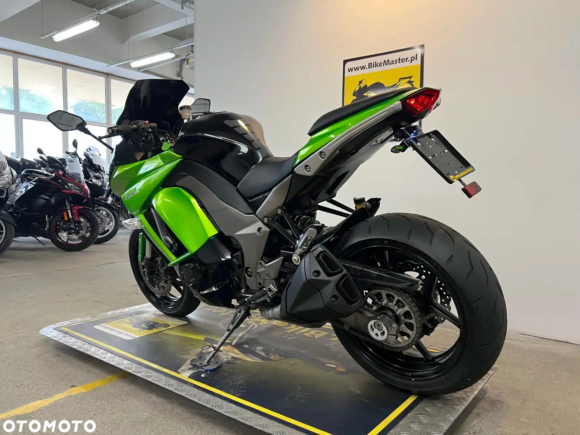 Kawasaki Z - 6