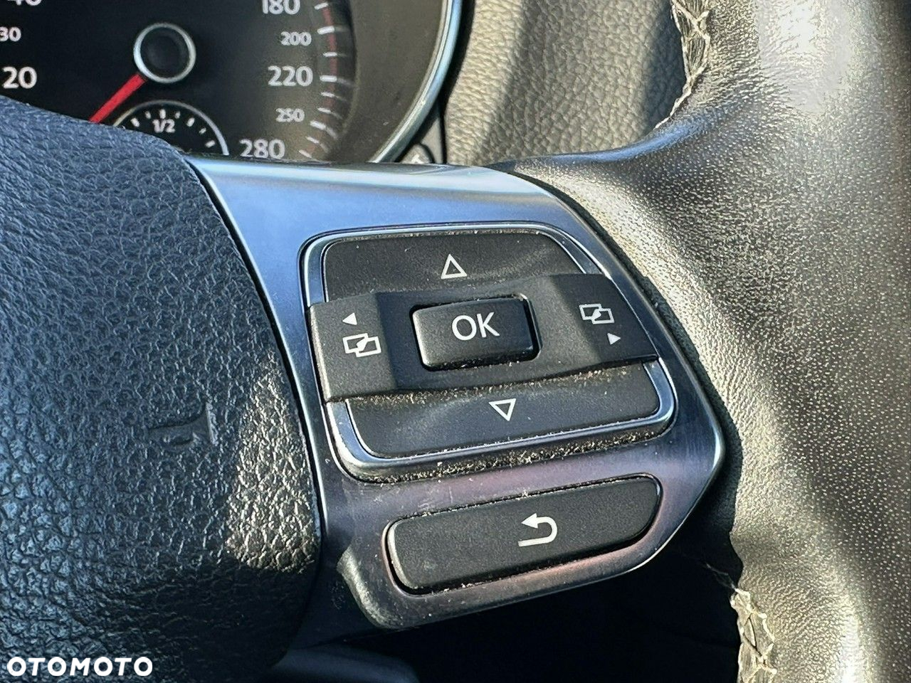 Volkswagen Golf VI 2.0 TDI GTD DSG - 16