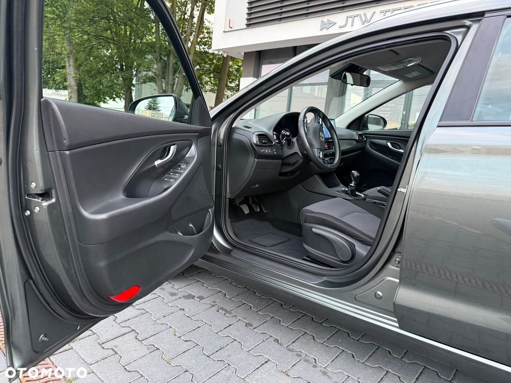 Hyundai i30 1.5 DPI Comfort - 8
