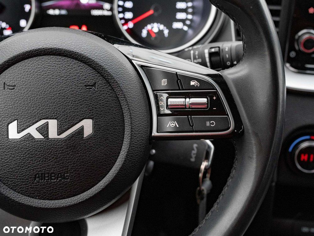 Kia Ceed 1.5 T-GDI M - 16