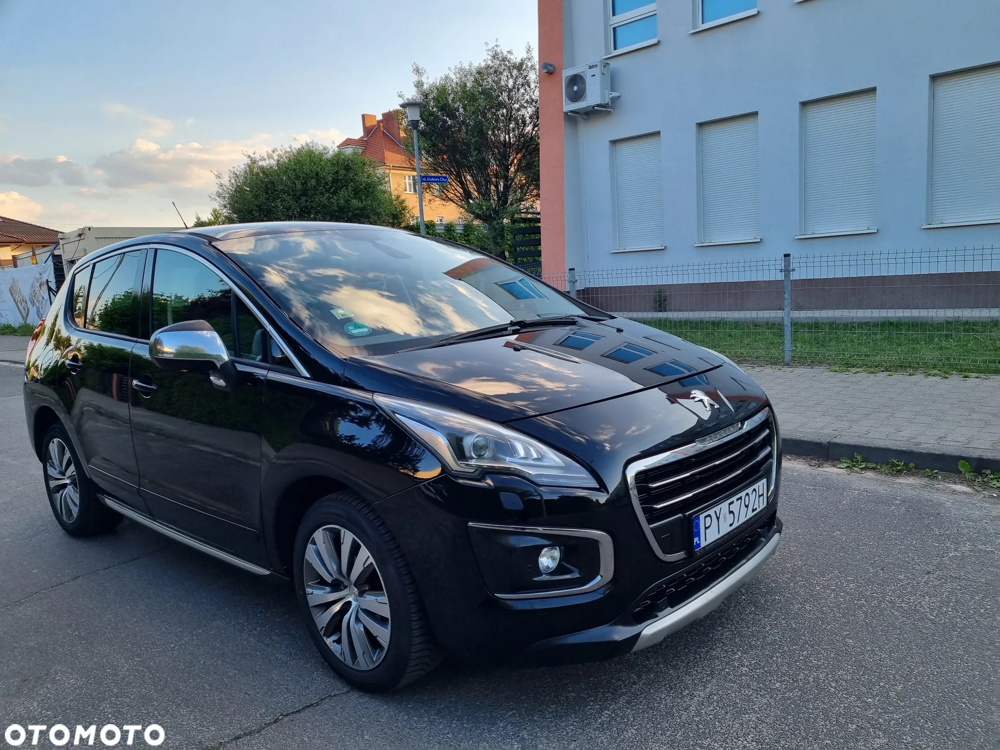 Peugeot 3008 2.0 BlueHDi Allure S&S - 3