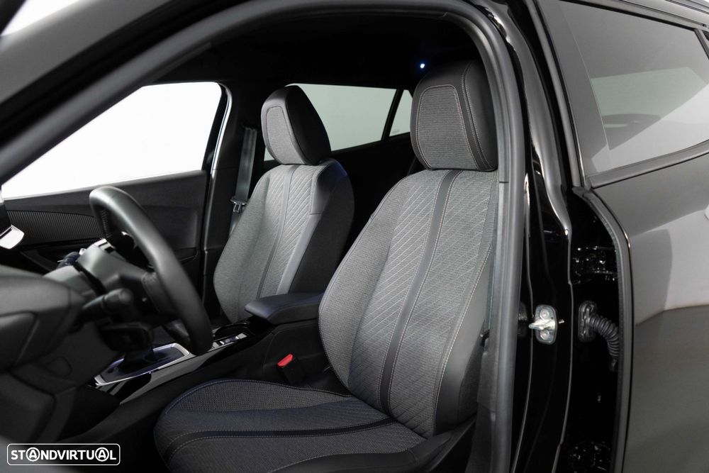 Peugeot 2008 1.2 Allure - 10