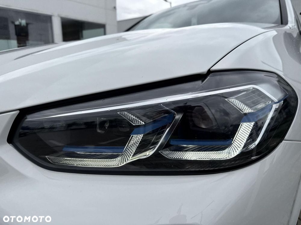 BMW X4 xM40d mHEV - 29