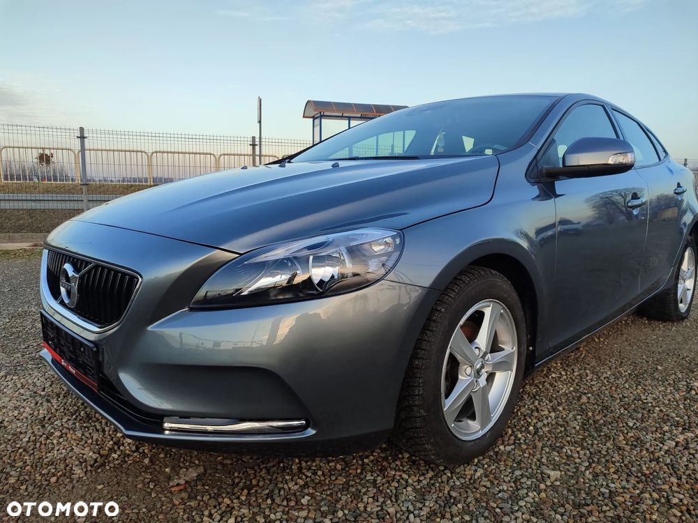 Volvo V40 D2 Momentum - 7