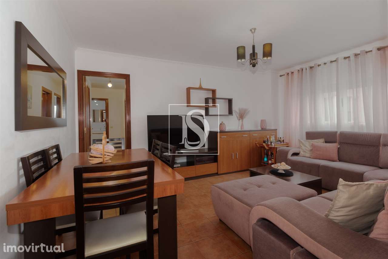 Apartamento T3 Venda em Santo António da Charneca,Barreiro - Grande imagem: 2/16