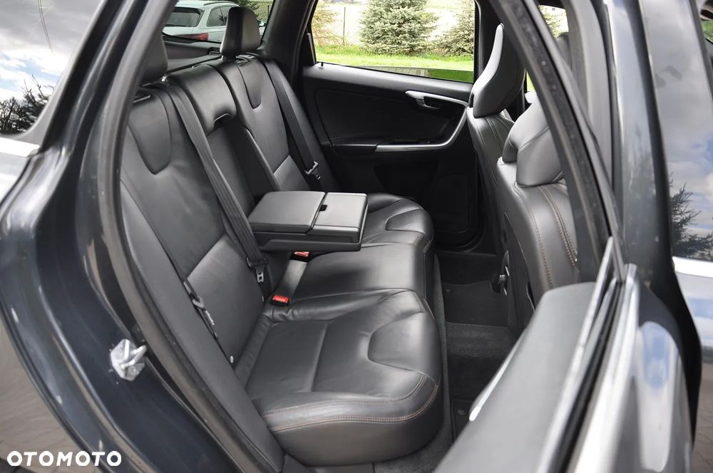 Volvo XC 60 - 24