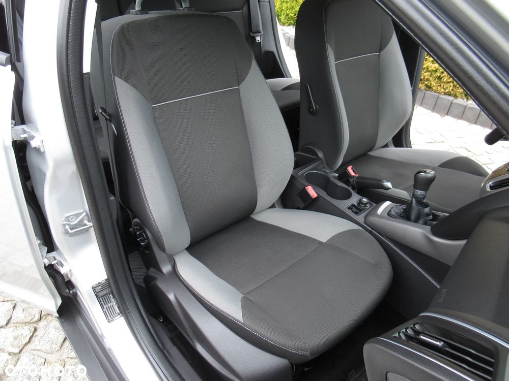 Ford Focus 1.6 Ambiente - 7