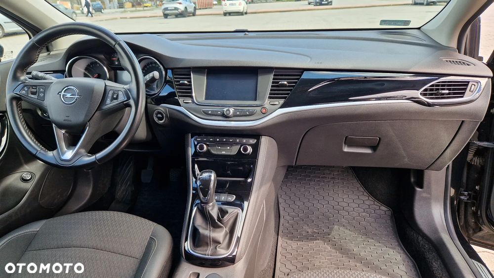 Opel Astra 1.6 CDTI Dynamic S&S - 9