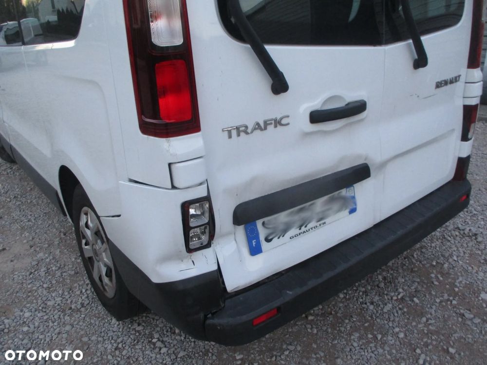 Renault Trafic 2.0 dCi - 5