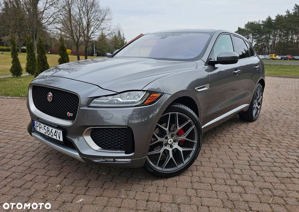 Jaguar F-Pace S AWD - 4