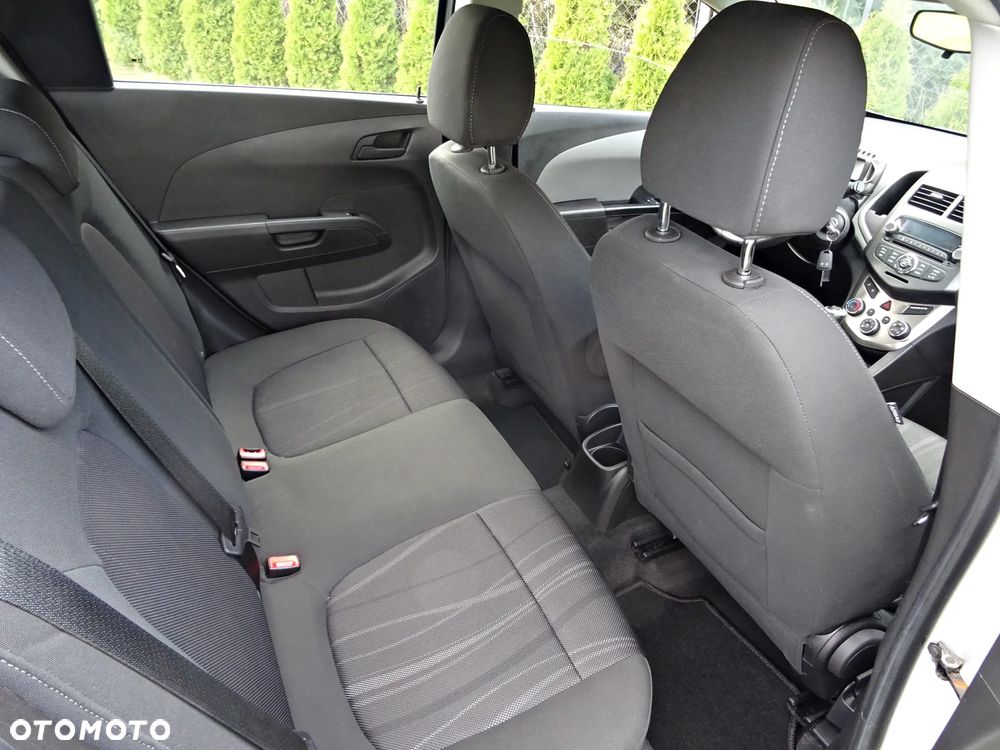Chevrolet Aveo - 39