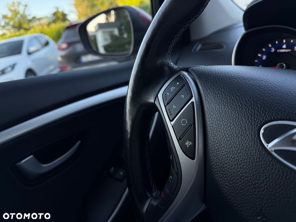 Hyundai i30 1.4 Fifa World Cup Edition - 25