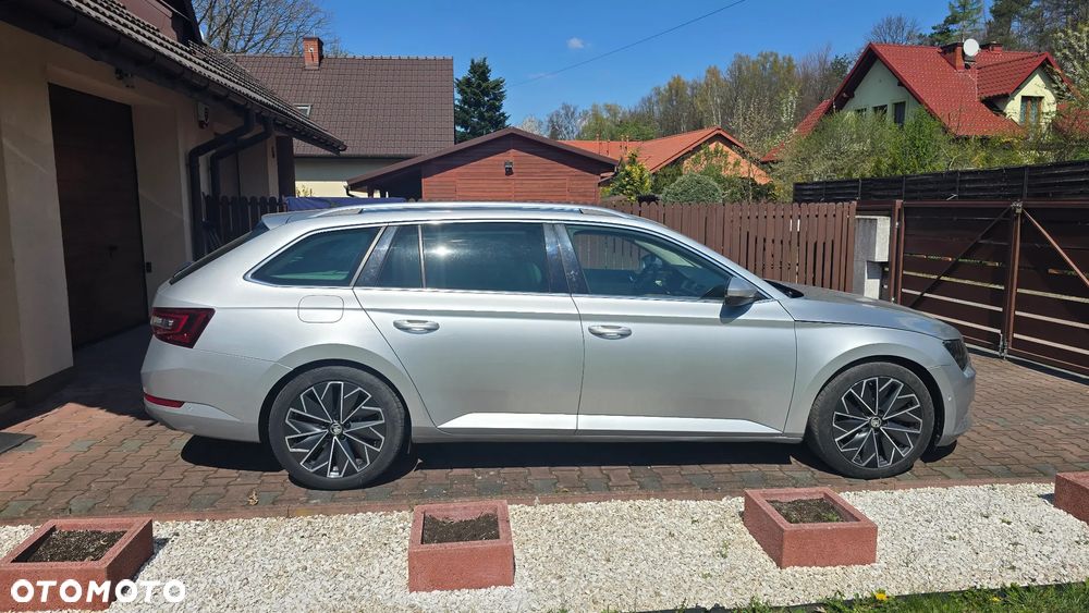 Skoda Superb 2.0 TDI L&K DSG - 6