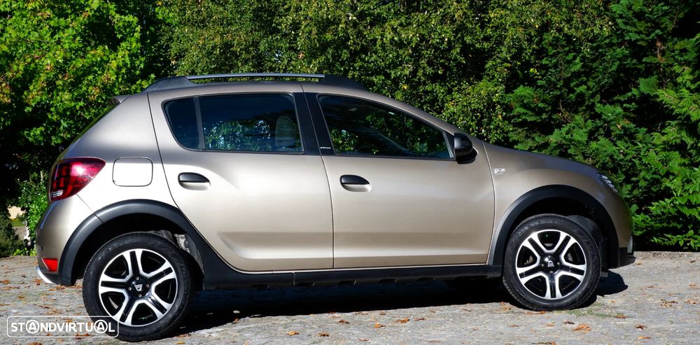 Dacia Sandero 1.5 dCi Stepway - 3