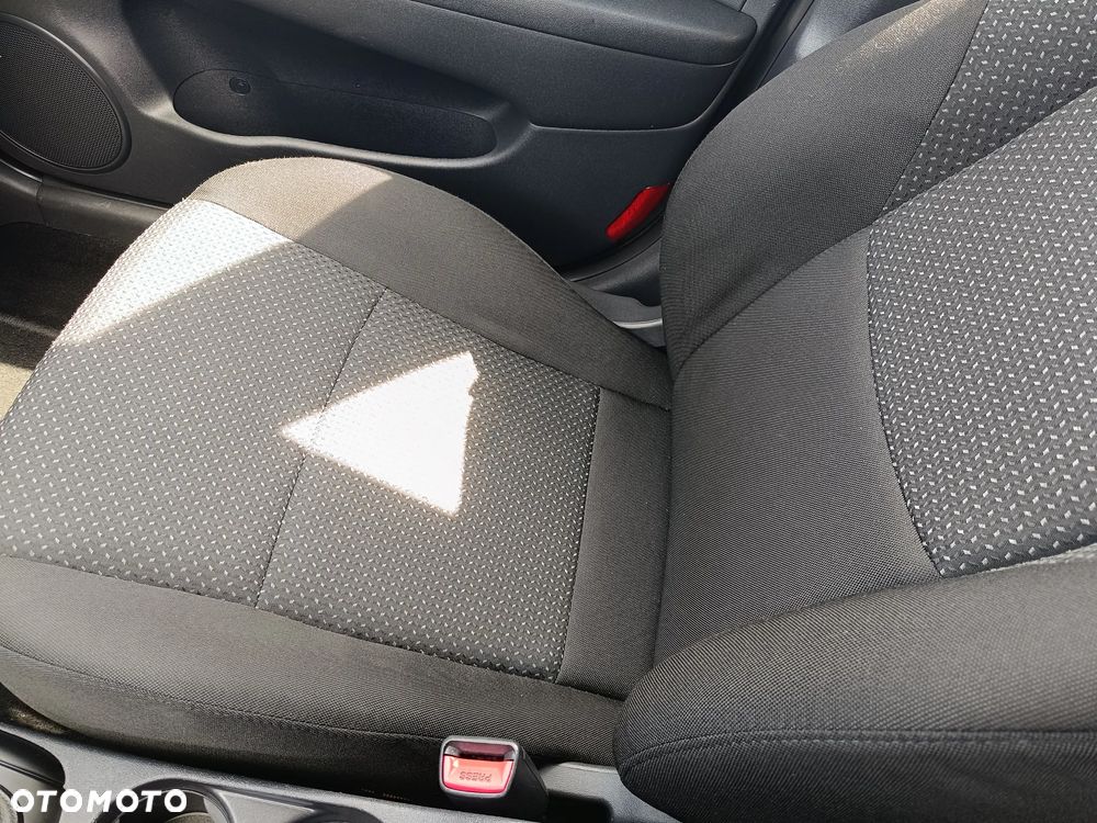 Hyundai i30 1.4 Comfort - 6