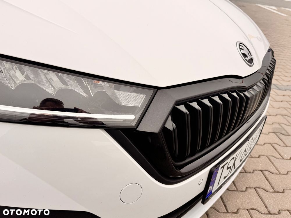 Skoda Octavia 2.0 TDI DSG First Edition - 9