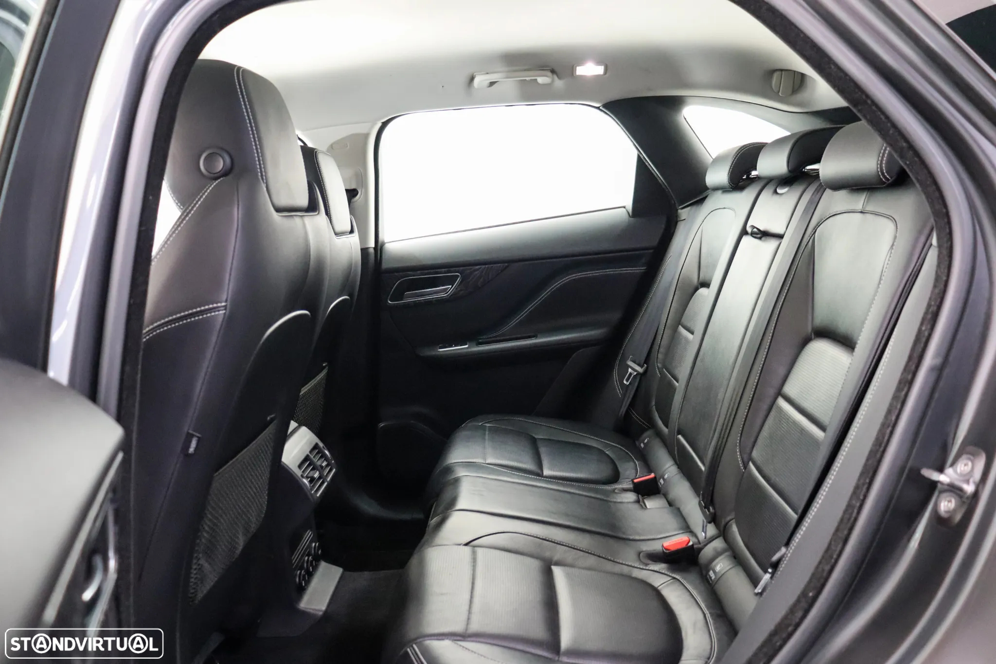 Jaguar F-Pace 2.0 i4D R-Sport Aut. - 21