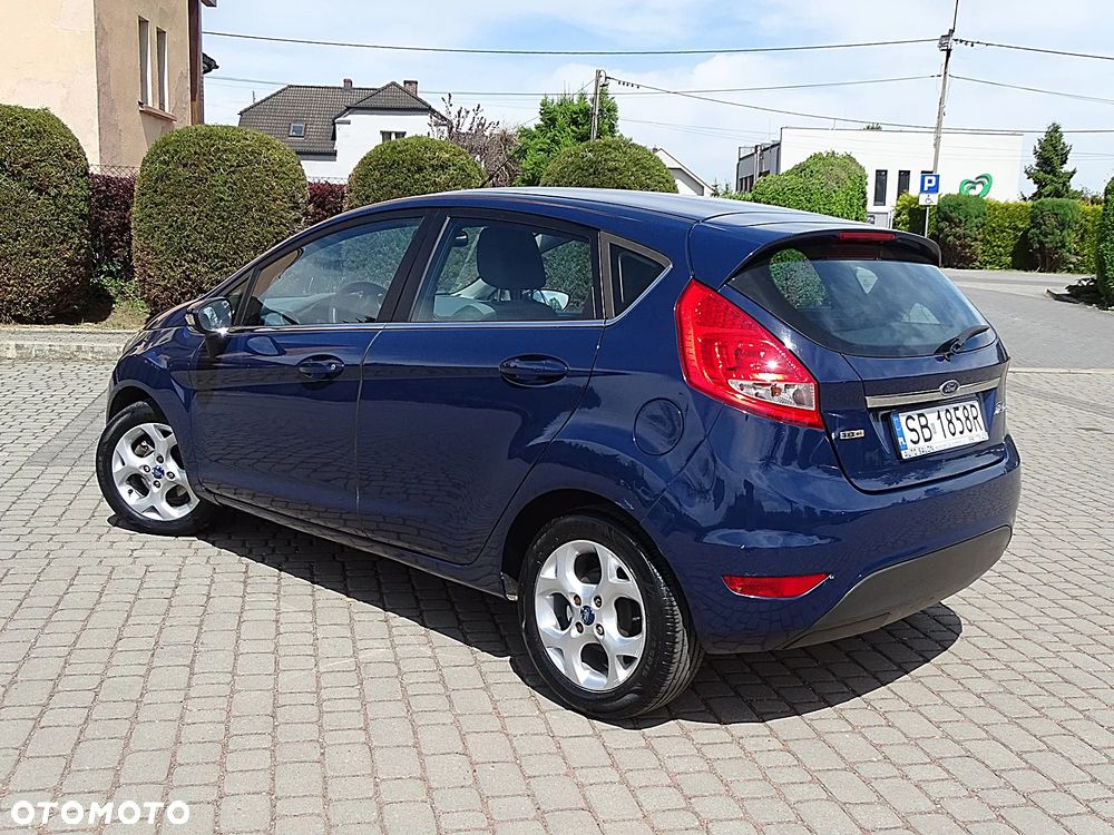 Ford Fiesta 1.4 TDCi Ghia - 25