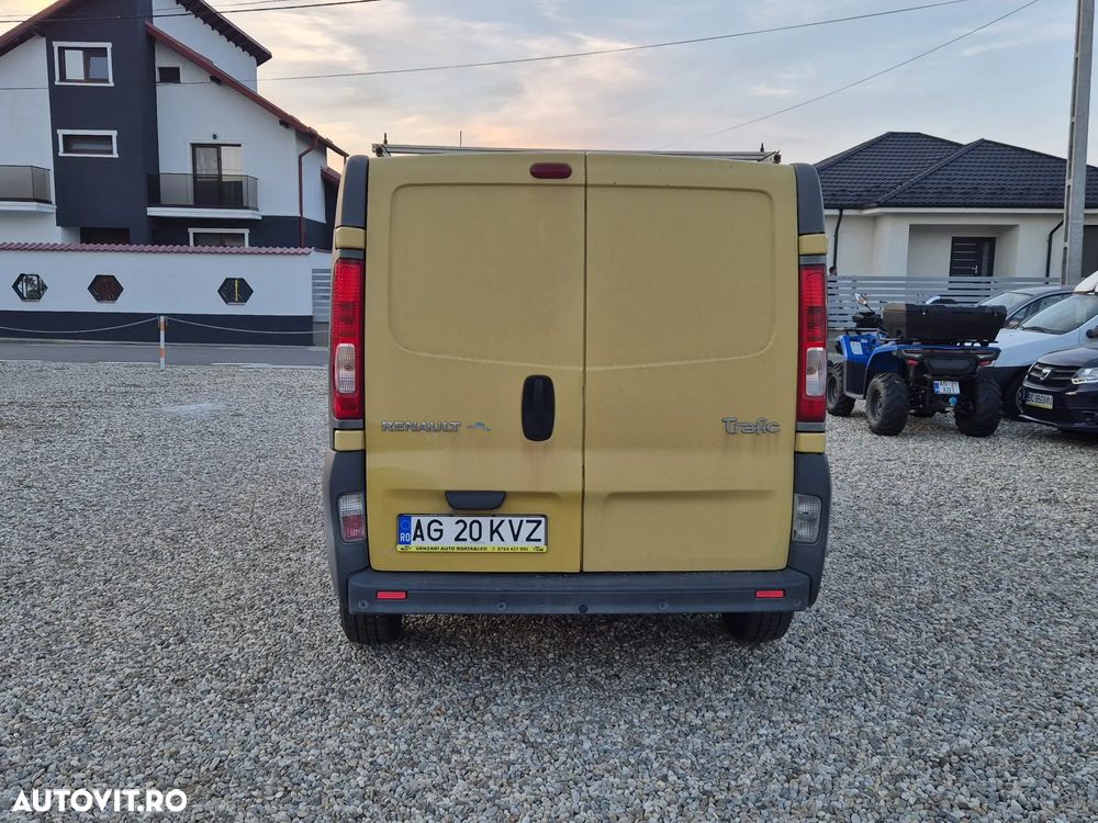 Renault TRAFIC - 7