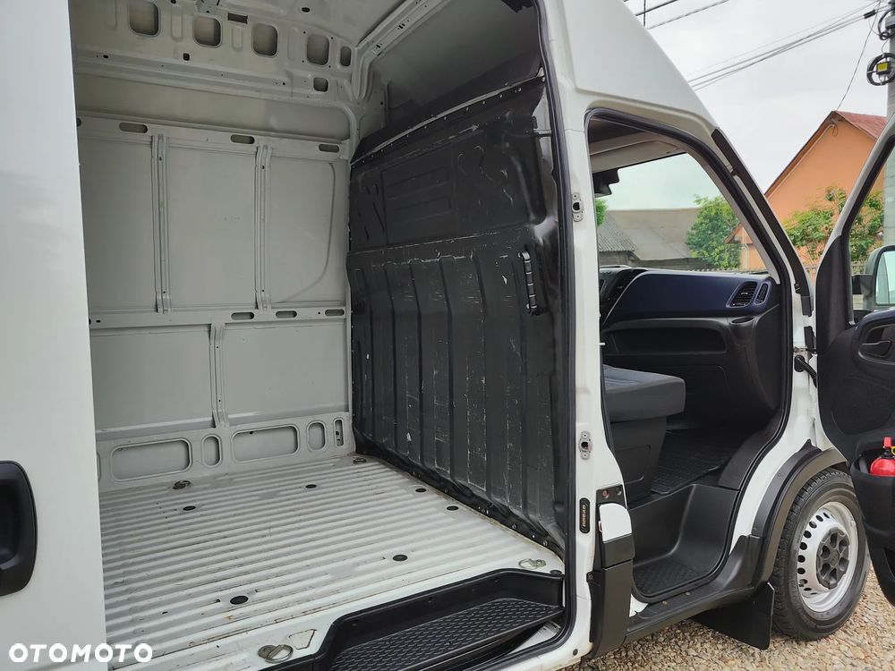 Iveco Daily 35S15 3.0d 150KM** MAXI Furgon Blaszak L4H3** POLSKI SALON** DMC do 3.5T kat.B** - 26