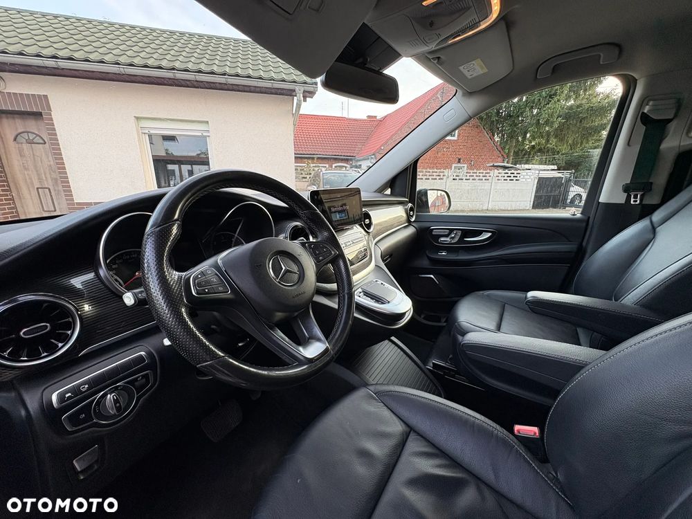 Mercedes-Benz Klasa V 300 d kompakt 9G-TRONIC Avantgarde - 10