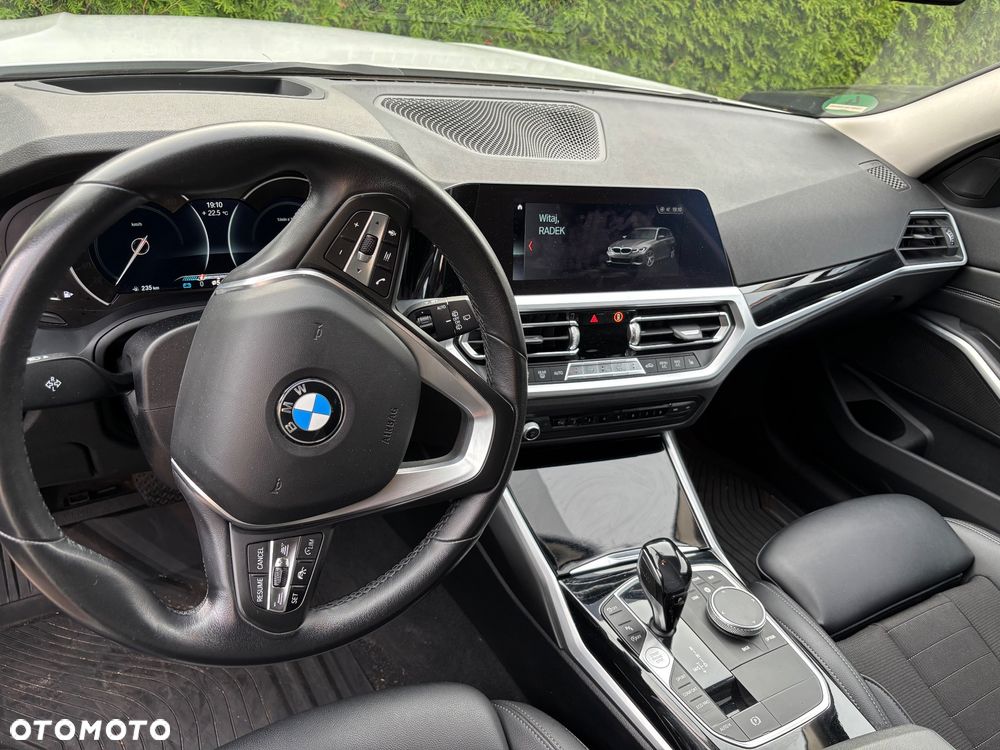 BMW Seria 3 320d Advantage sport - 12